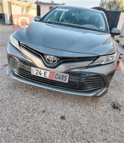 تۆیۆتا کامری